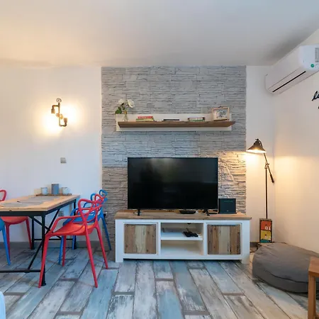 Modern Cave By Interhome Spalato